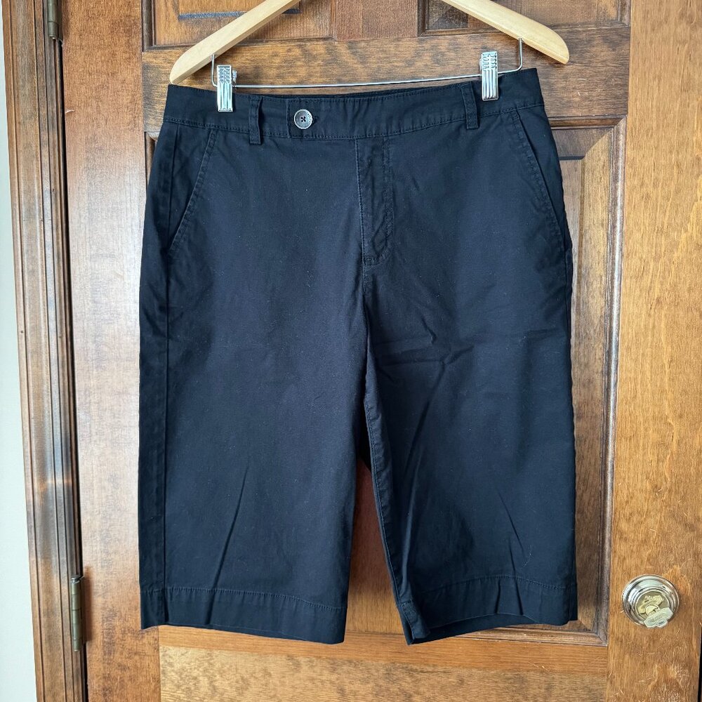 Bandolino Black Capris Size 12